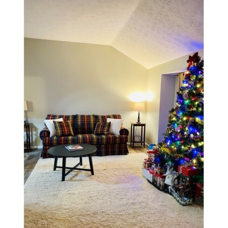 Customer image 345