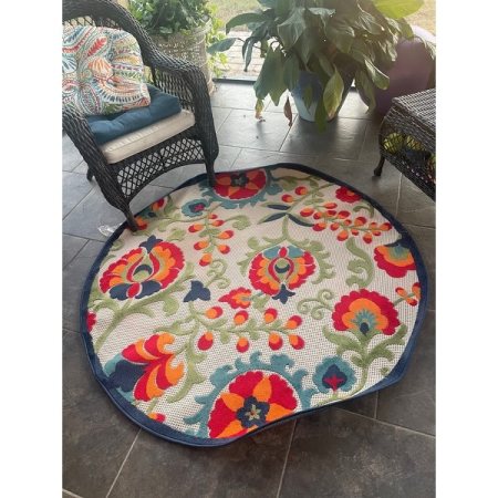 Customer image 132