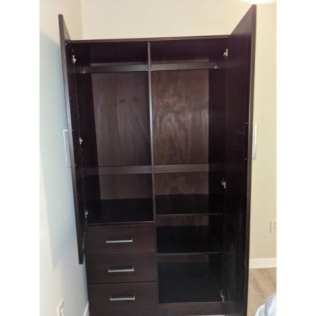 Customer image 80