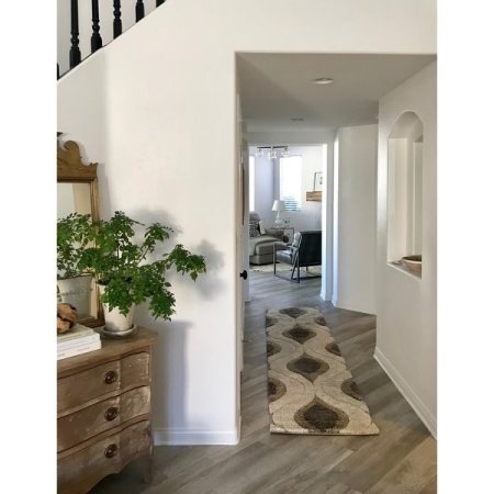 Customer image 80