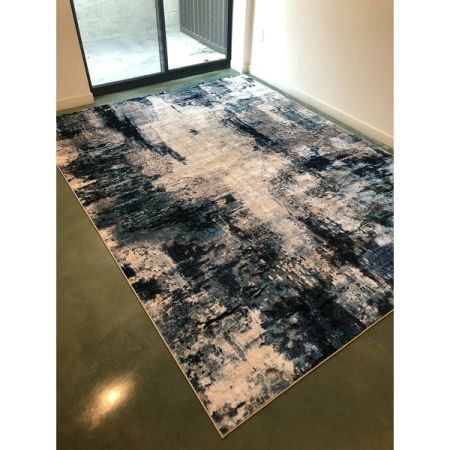 Customer image 180