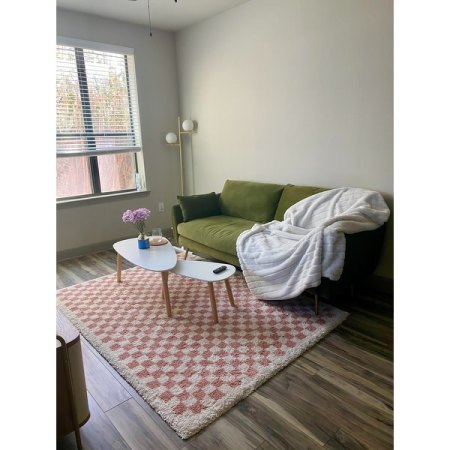 Customer image 147
