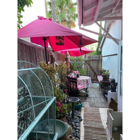 Customer image 70