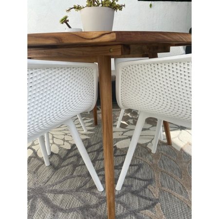 Customer image 412