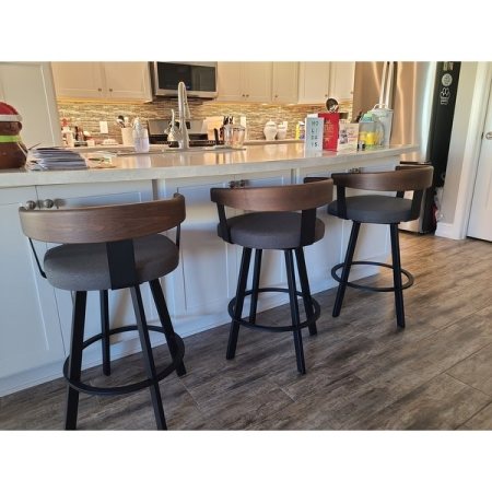 Customer image 66
