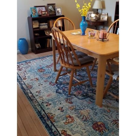 Customer image 355