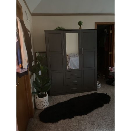 Customer image 70