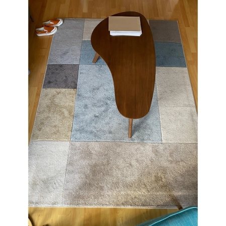 Customer image 52