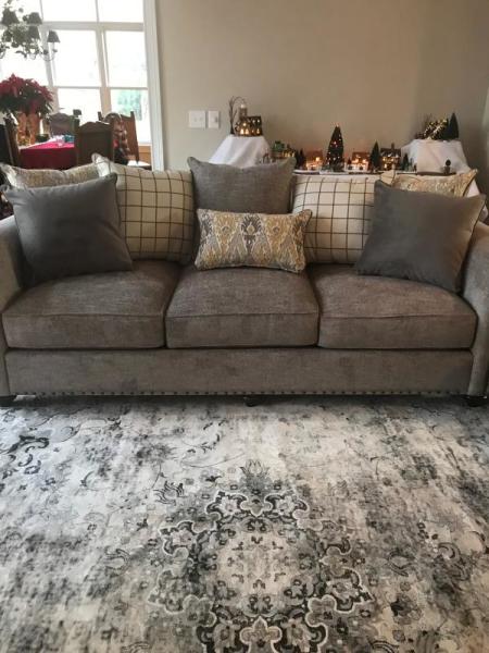 Customer image 323