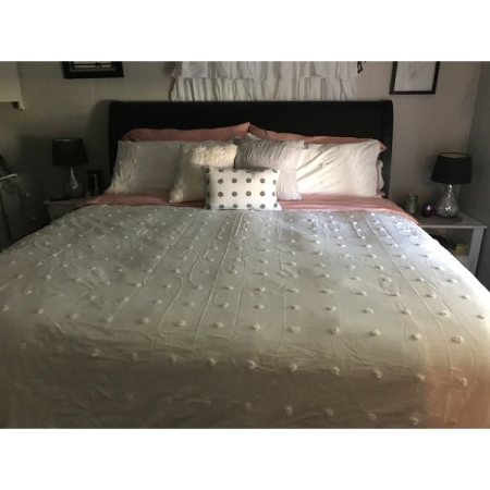 Customer image 72