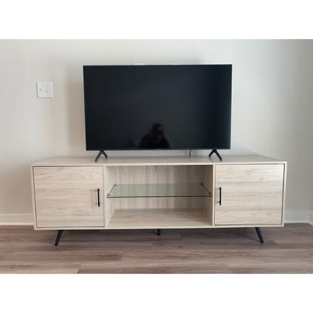 Customer image 64