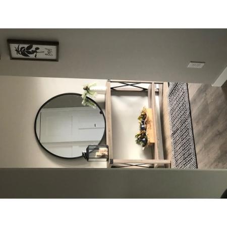Customer image 213