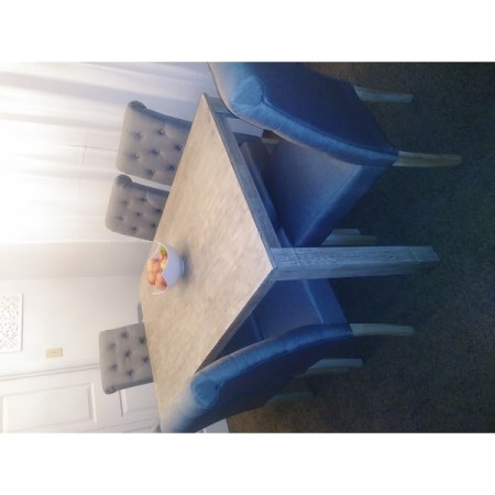 Customer image 330