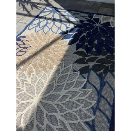 Customer image 121