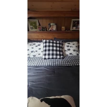 Customer image 44