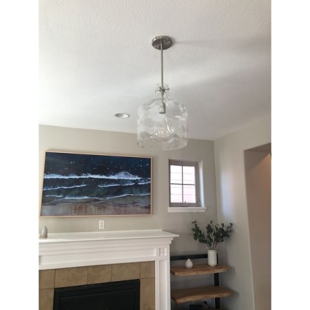 Customer image 52