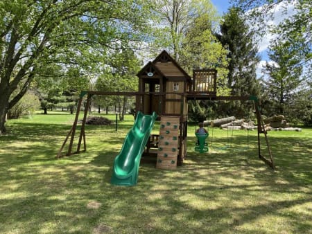 Customer image 52