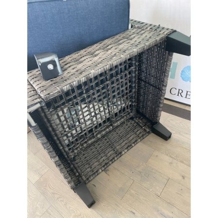 Customer image 176