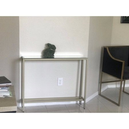 Customer image 140