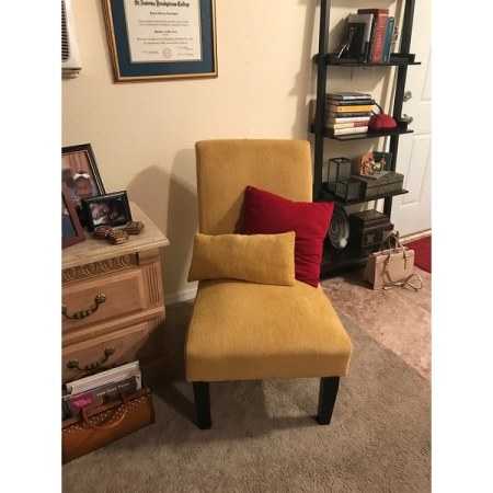 Customer image 100