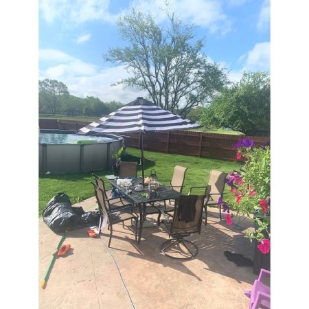 Customer image 52