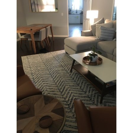 Customer image 47