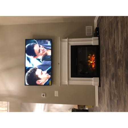 Customer image 40