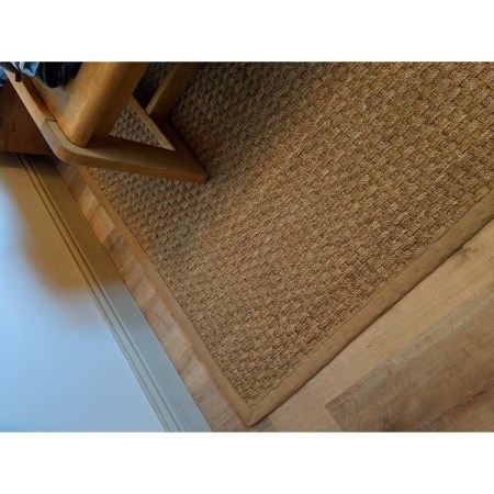 Customer image 752