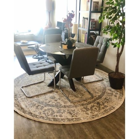 Customer image 379