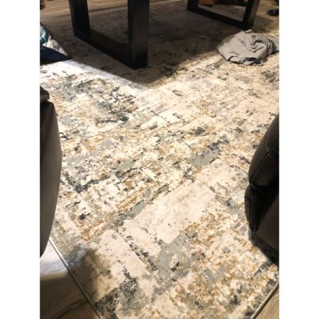 Customer image 253
