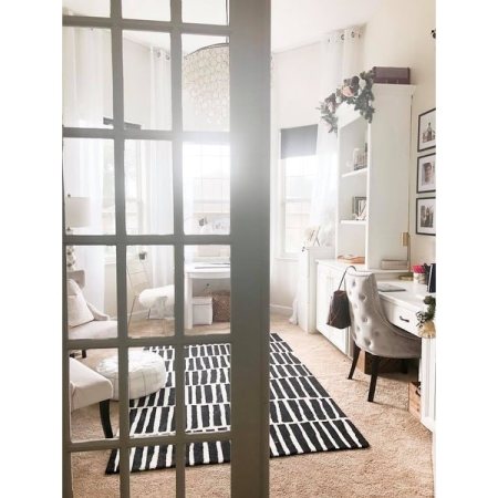 Customer image 290