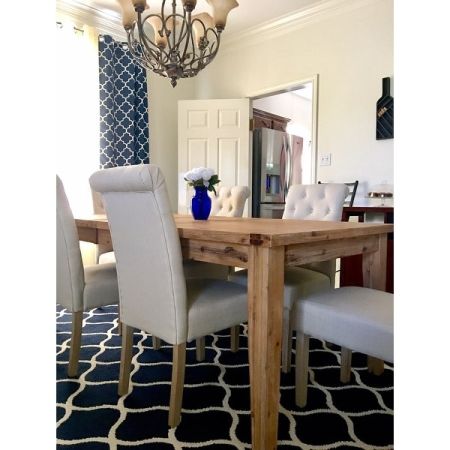 Customer image 376