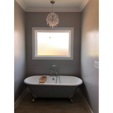 Customer image 106