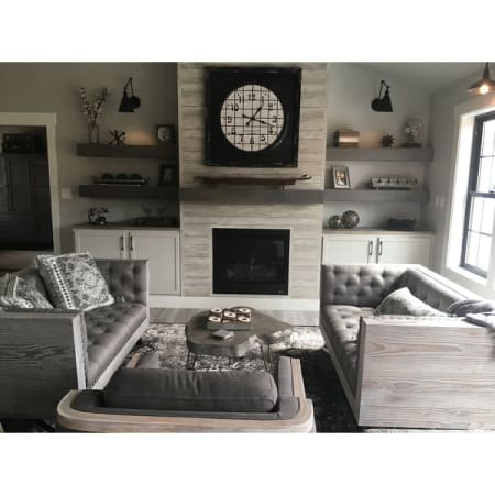 Customer image 40