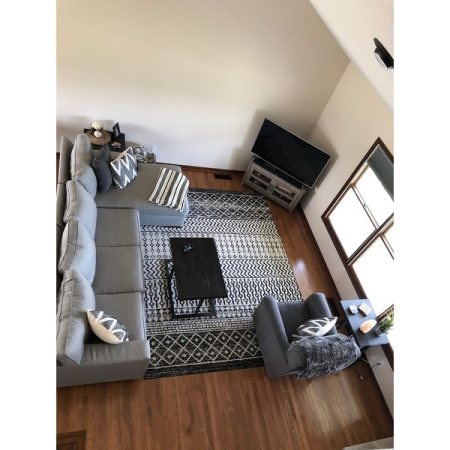 Customer image 286