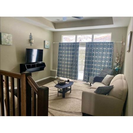 Customer image 276
