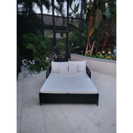 Customer image 64