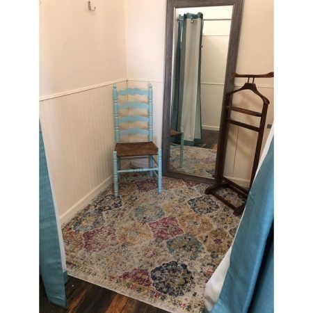 Customer image 906