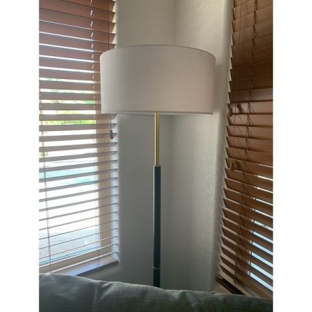 Customer image 84