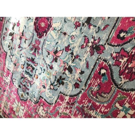 Customer image 446
