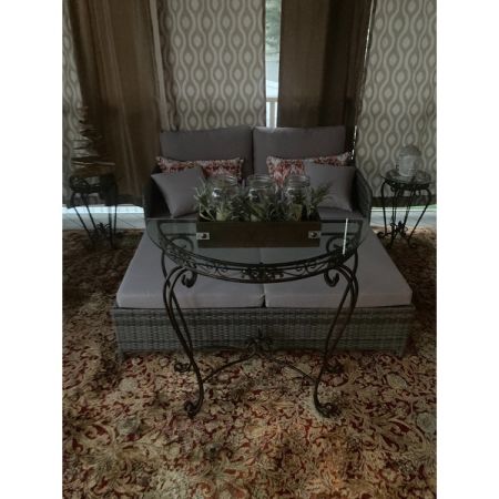 Customer image 127