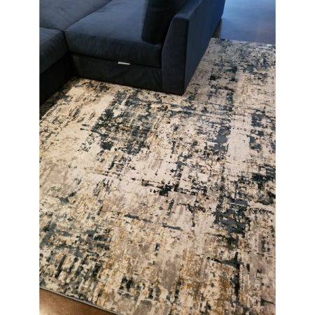 Customer image 178