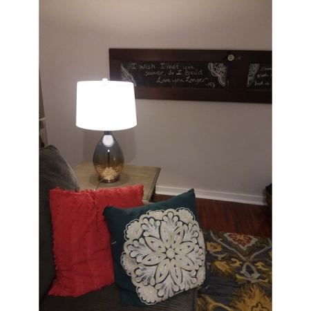 Customer image 432