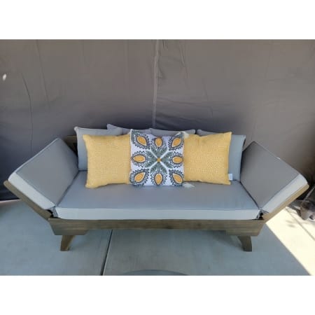 Customer image 44