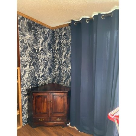 Customer image 182