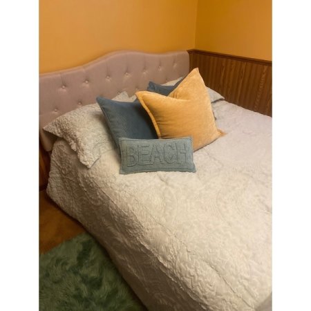 Customer image 80