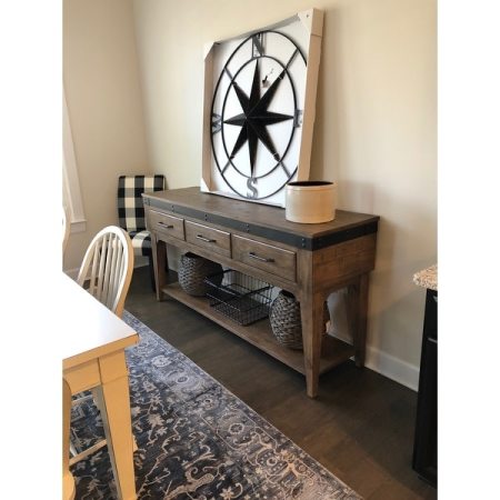 Customer image 104