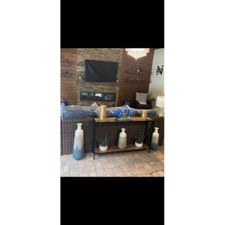 Customer image 71