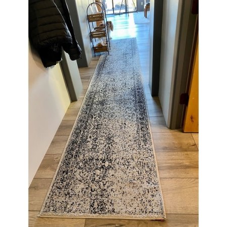Customer image 127