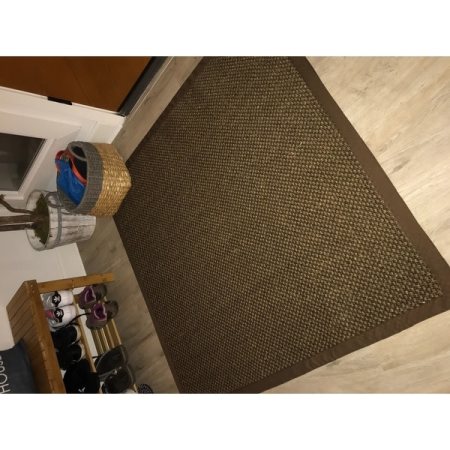 Customer image 121